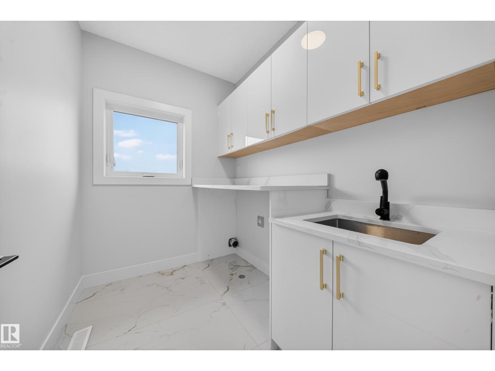 8737 Mayday Lane SW - 37