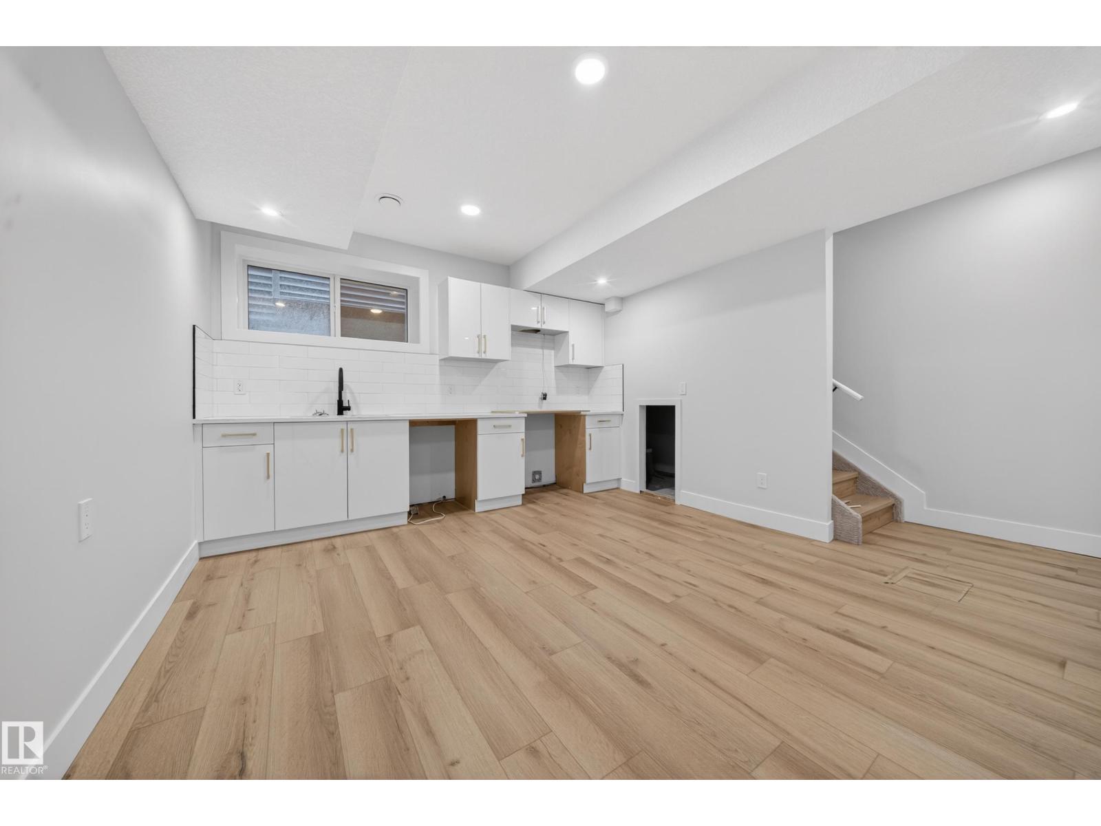 8737 Mayday Lane SW - 72