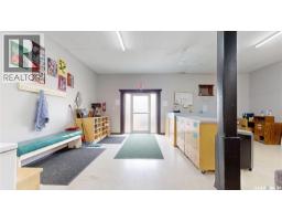 33-35 Pacific Avenue, Maple Creek, SK S0N1N0 Photo 25