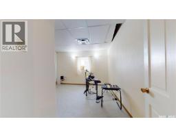 33-35 Pacific Avenue, Maple Creek, SK S0N1N0 Photo 12