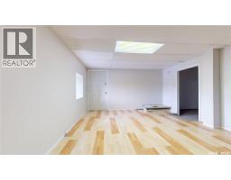 33-35 Pacific Avenue, Maple Creek, SK S0N1N0 Photo 21