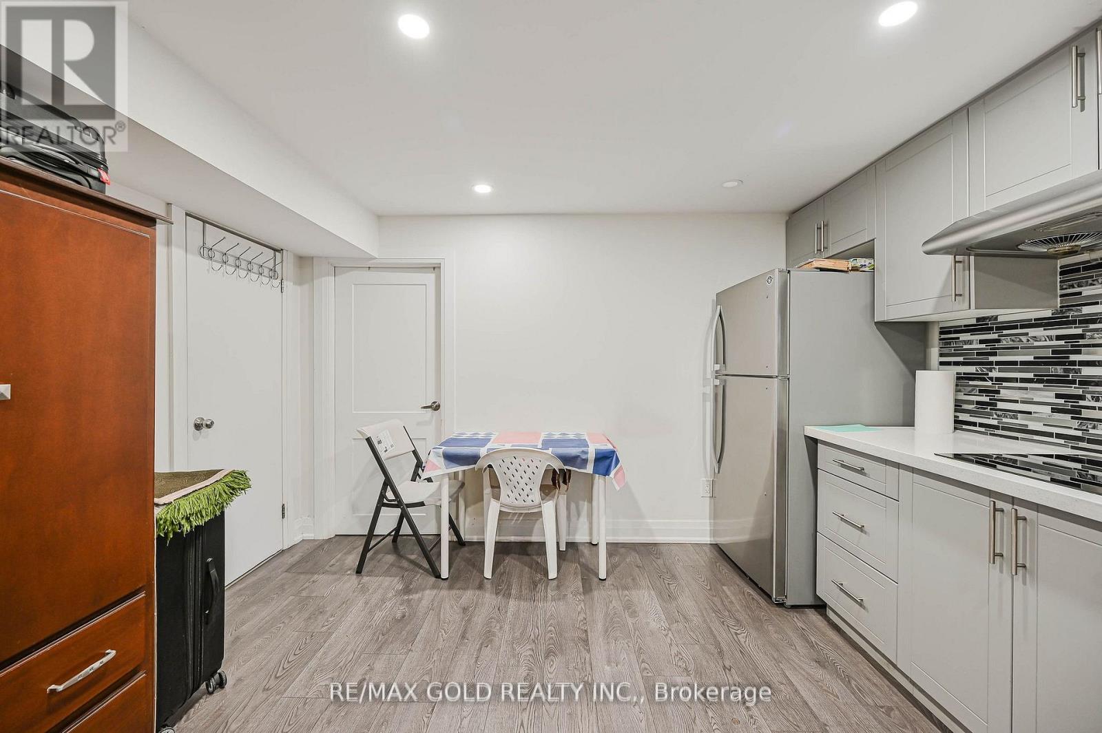105 SKEGBY ROAD - 37