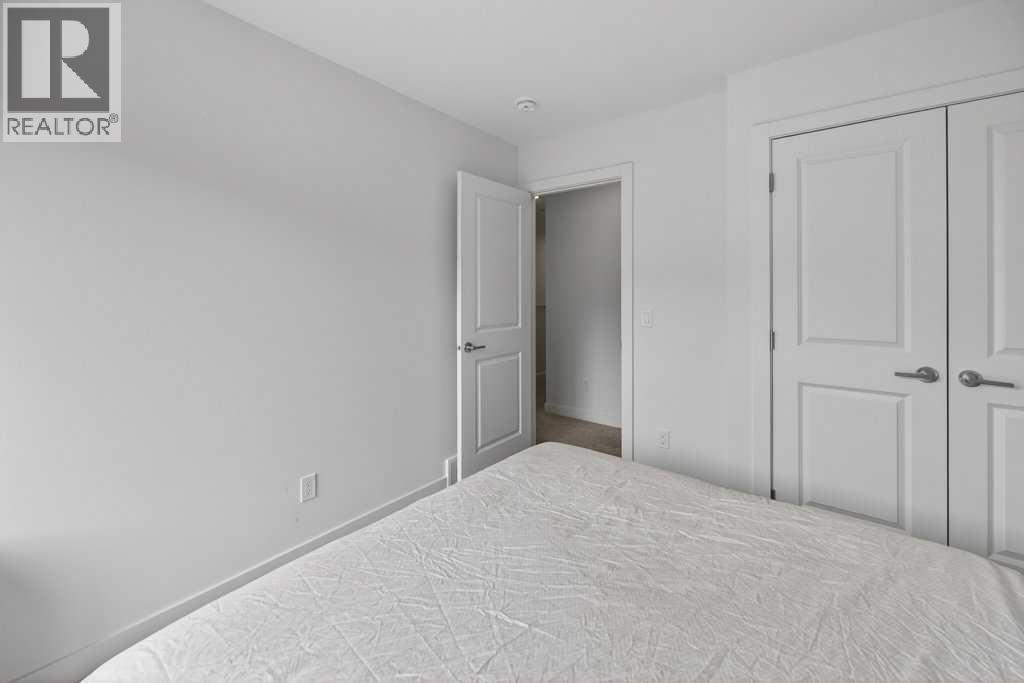 #606 550 Seton Circle SE - 12
