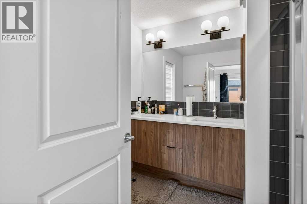 #606 550 Seton Circle SE - 15