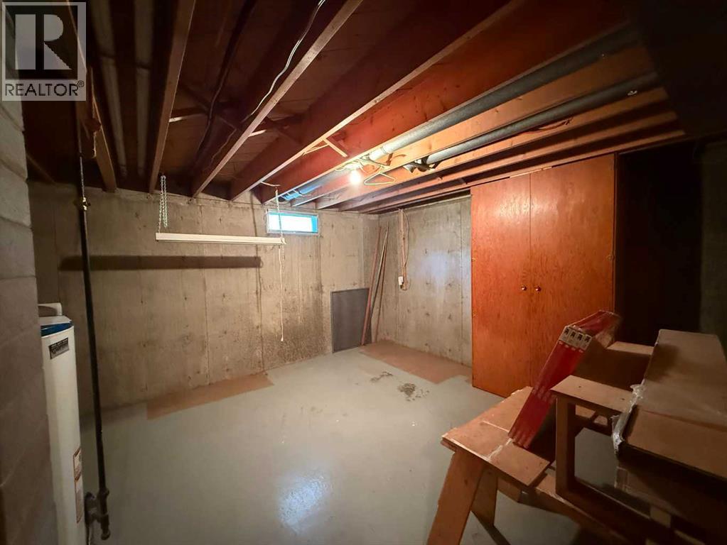 1722 21 Street S — photo 21