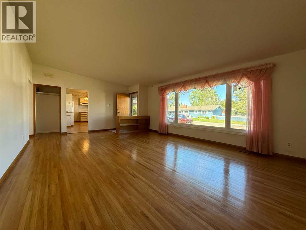 1722 21 Street S - photo 3
