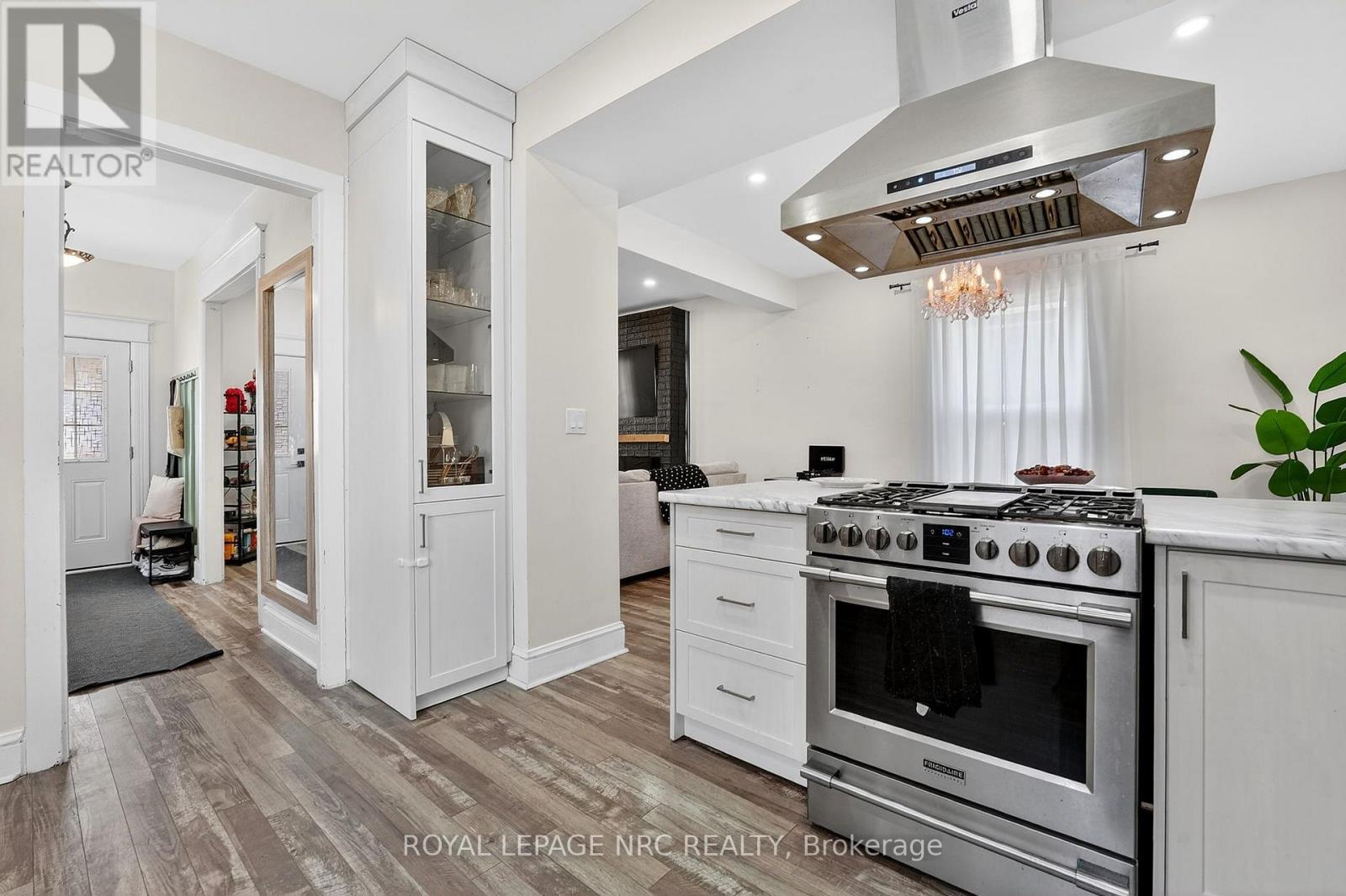 84 STATE STREET - 17