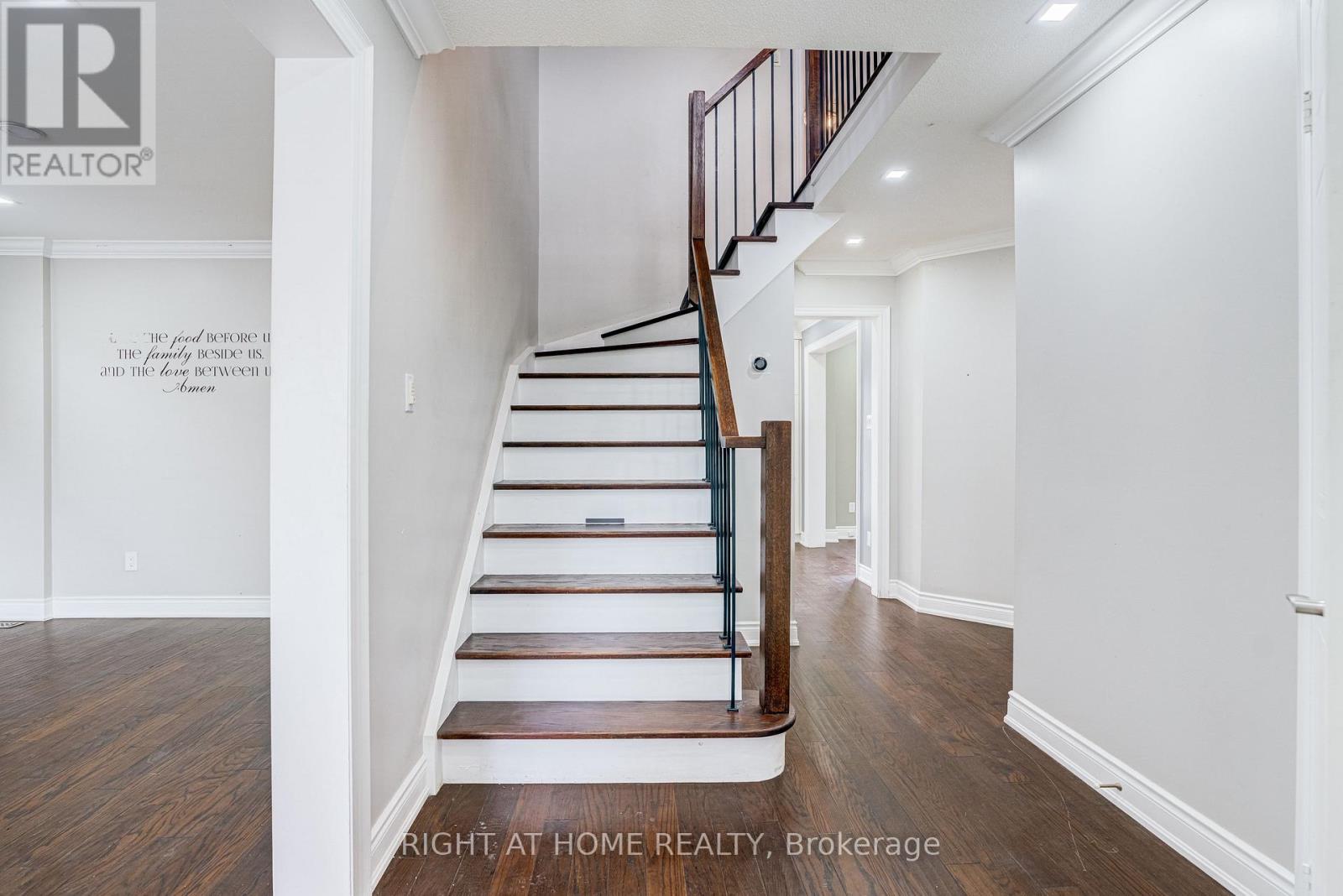 54 WOODSIDE COURT - 14