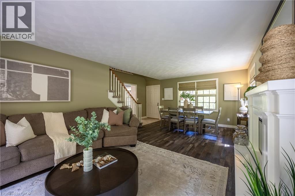 1 BOSTWICK Crescent - 12