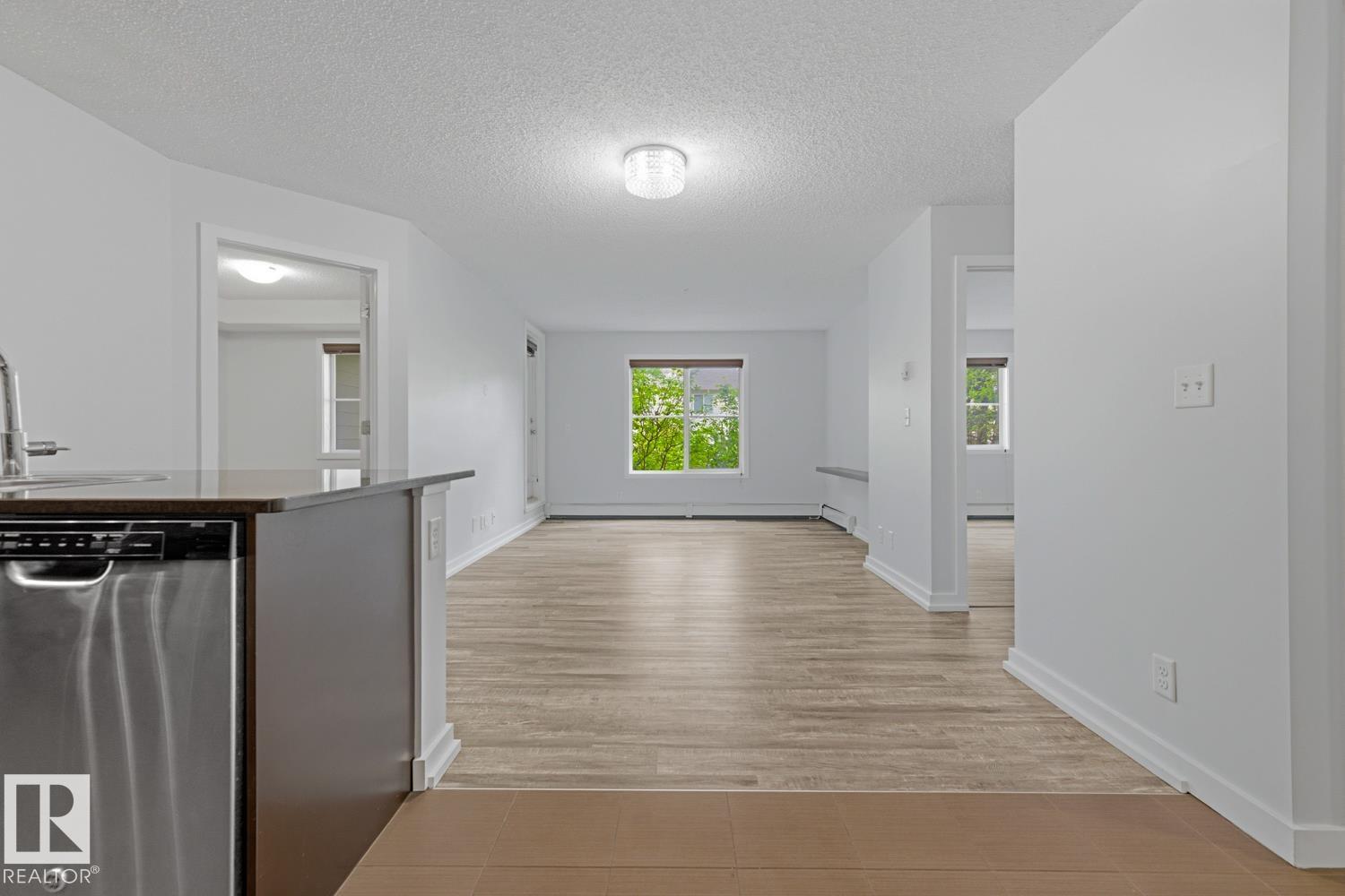 #110 534 WATT BV SW — photo 9