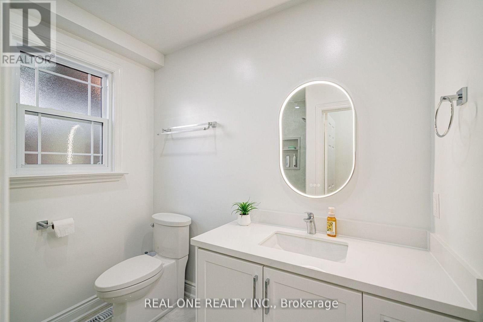 122 MARILAKE DRIVE - 20