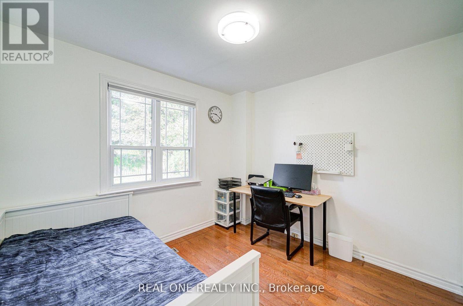 122 MARILAKE DRIVE - 28