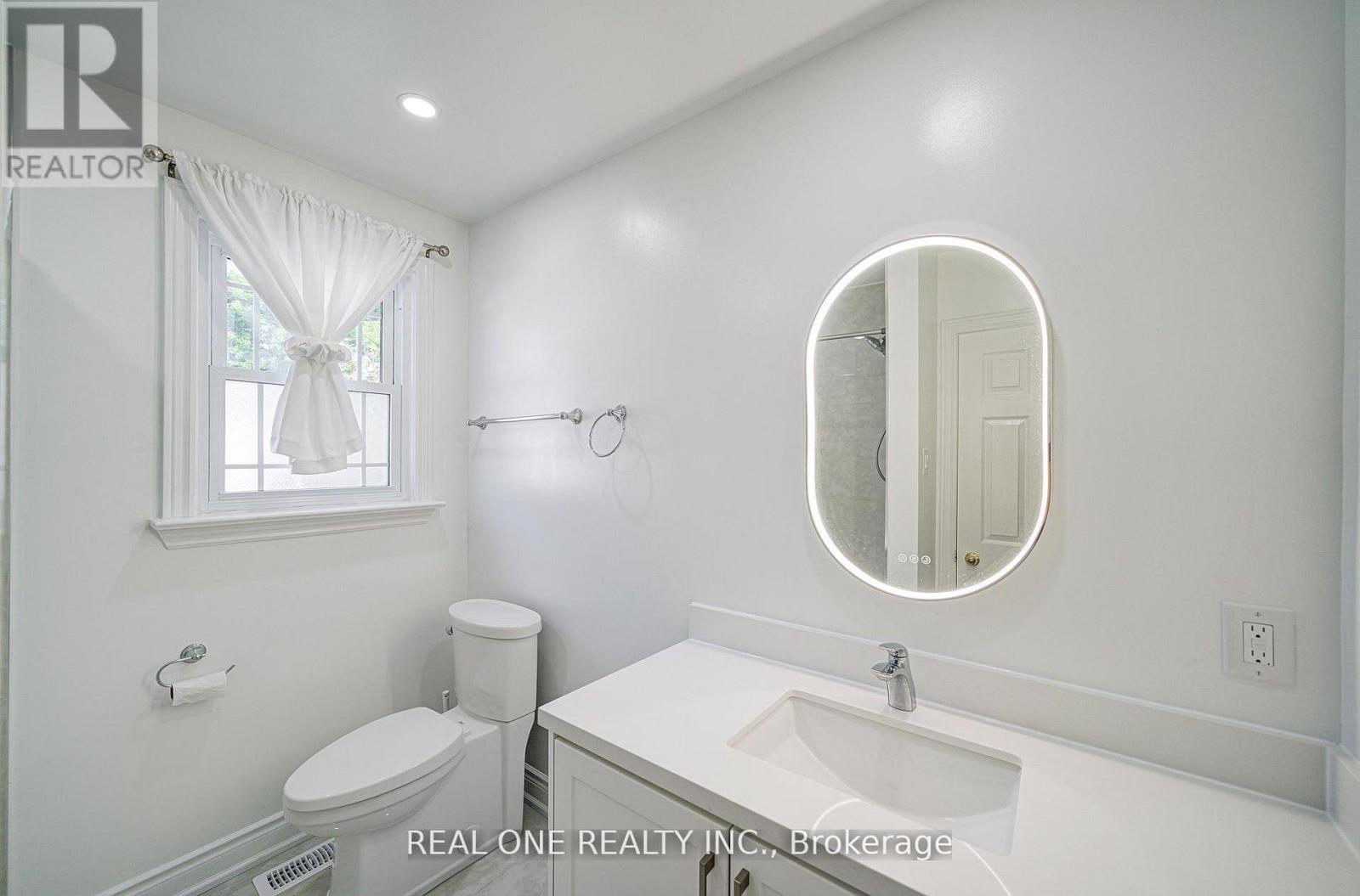 122 MARILAKE DRIVE - 29