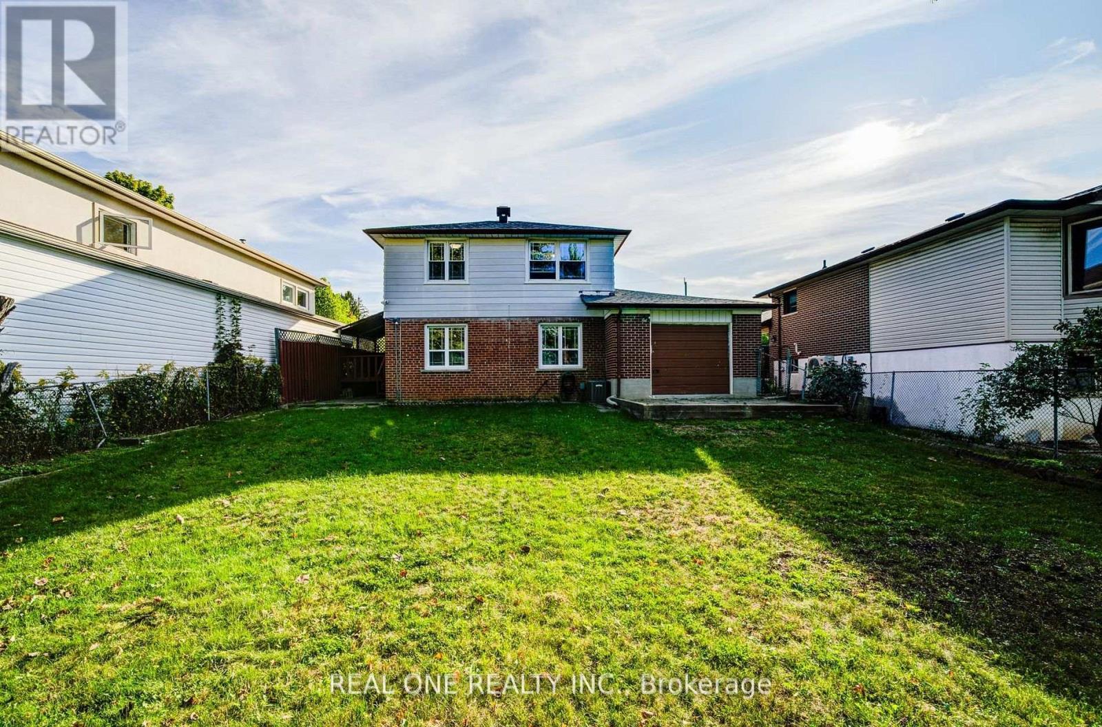 122 MARILAKE DRIVE - 47