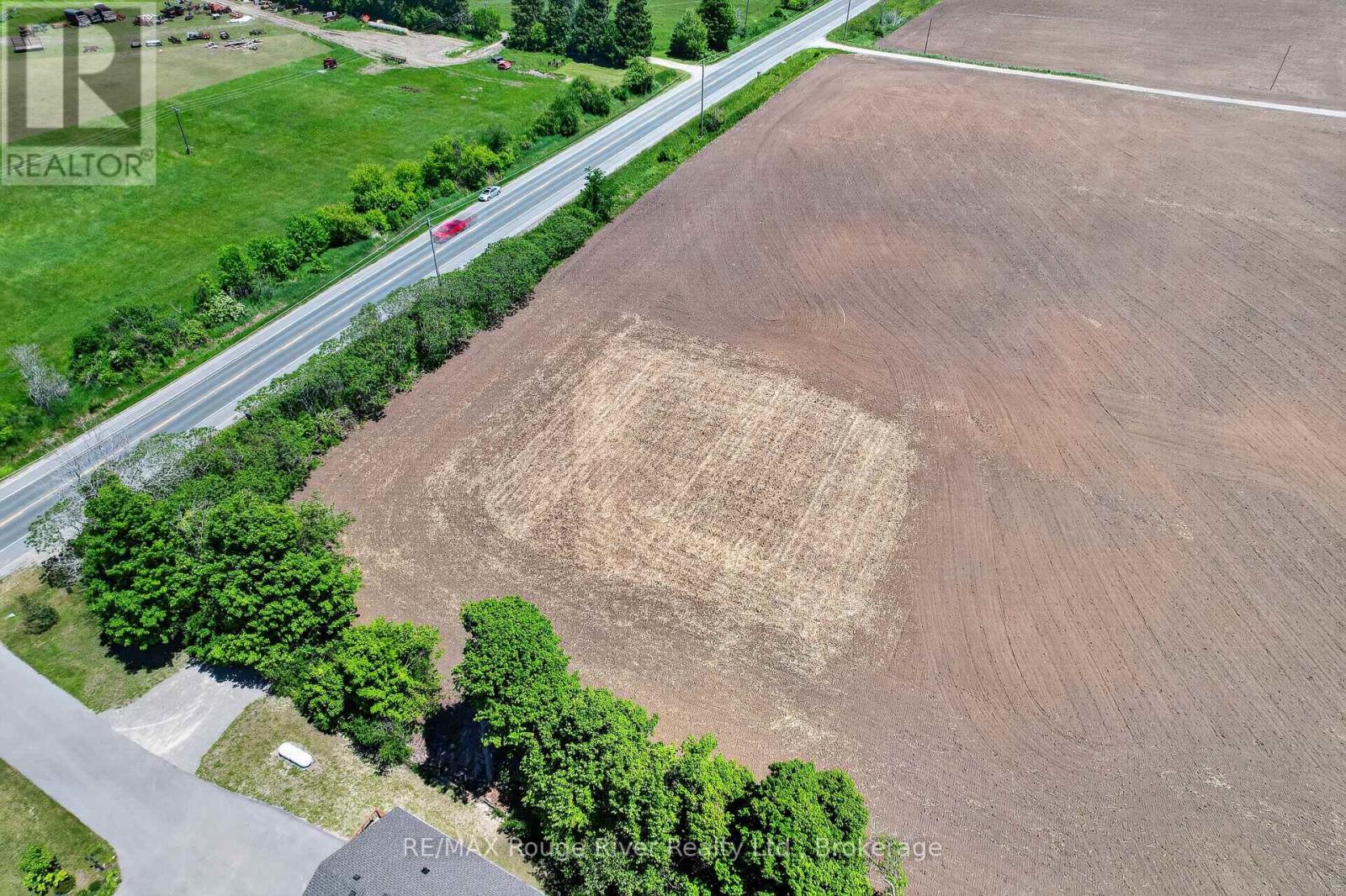 PT LOT 33 COUNTY ROAD 2