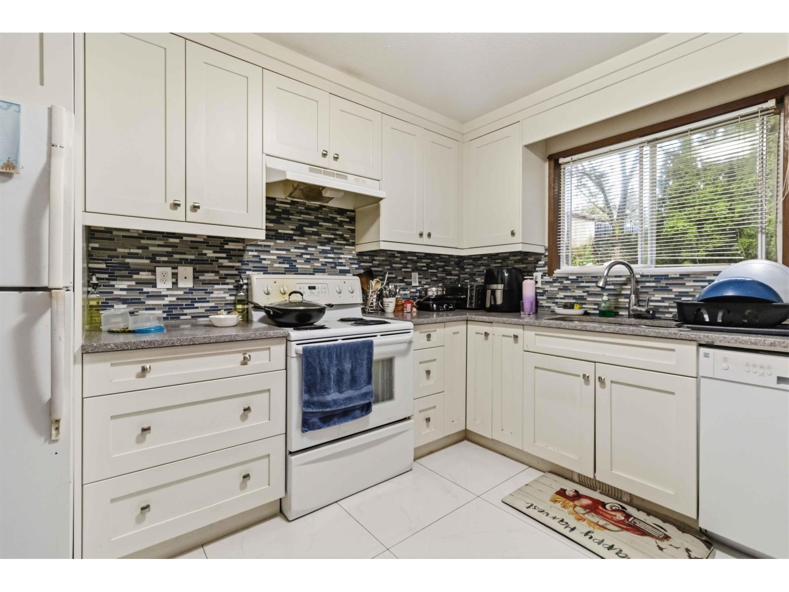 3273 CHEAM DRIVE, Abbotsford