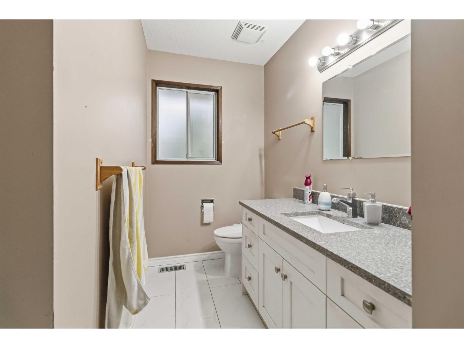 3273 CHEAM DRIVE, Abbotsford