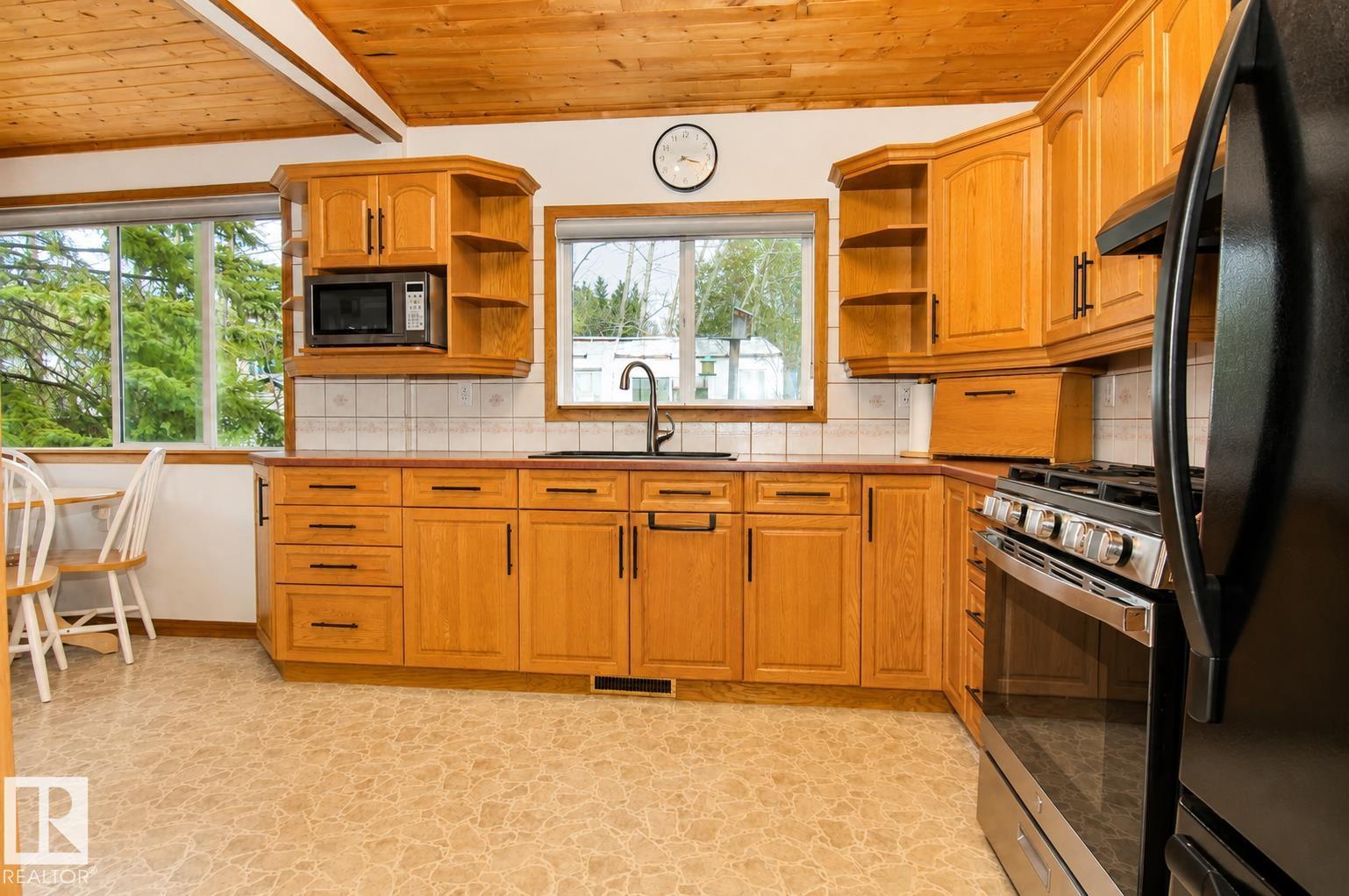 #366 60245 RANGE ROAD 164 - 13