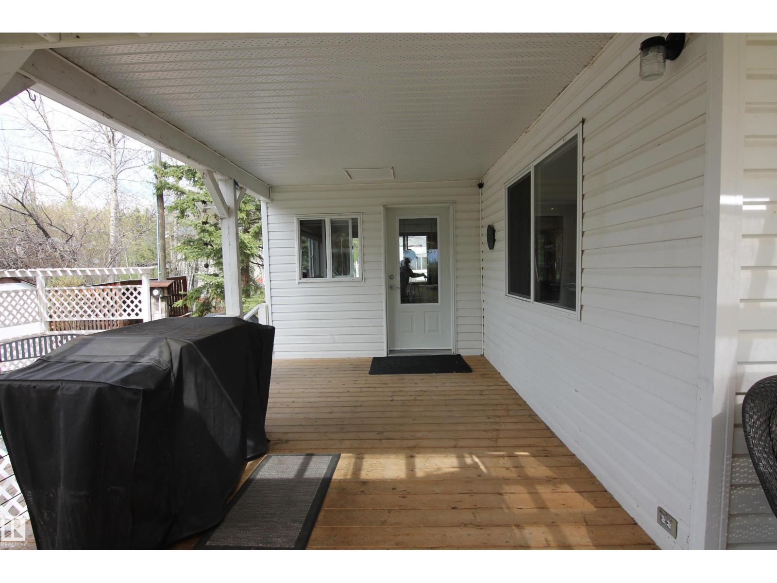 #366 60245 RANGE ROAD 164 - 30