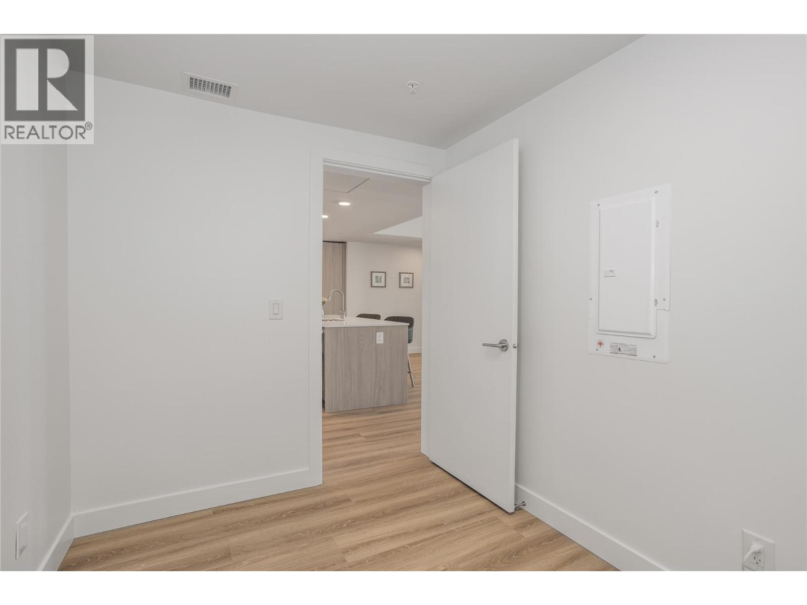 #206 2760 Olalla Road - 21