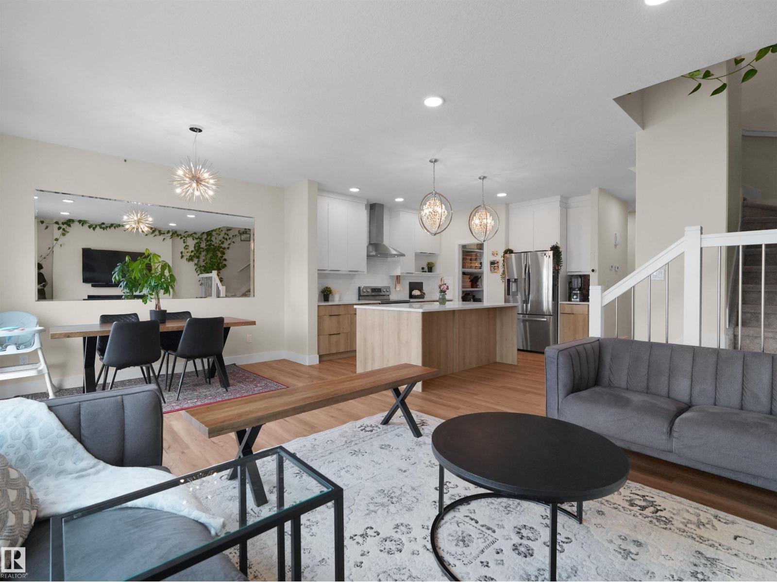 9923 222 ST NW - 18