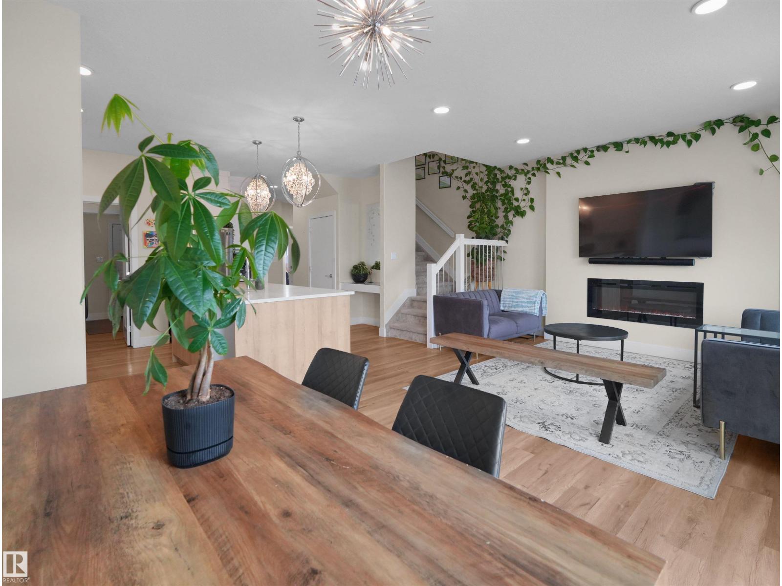 9923 222 ST NW - 20
