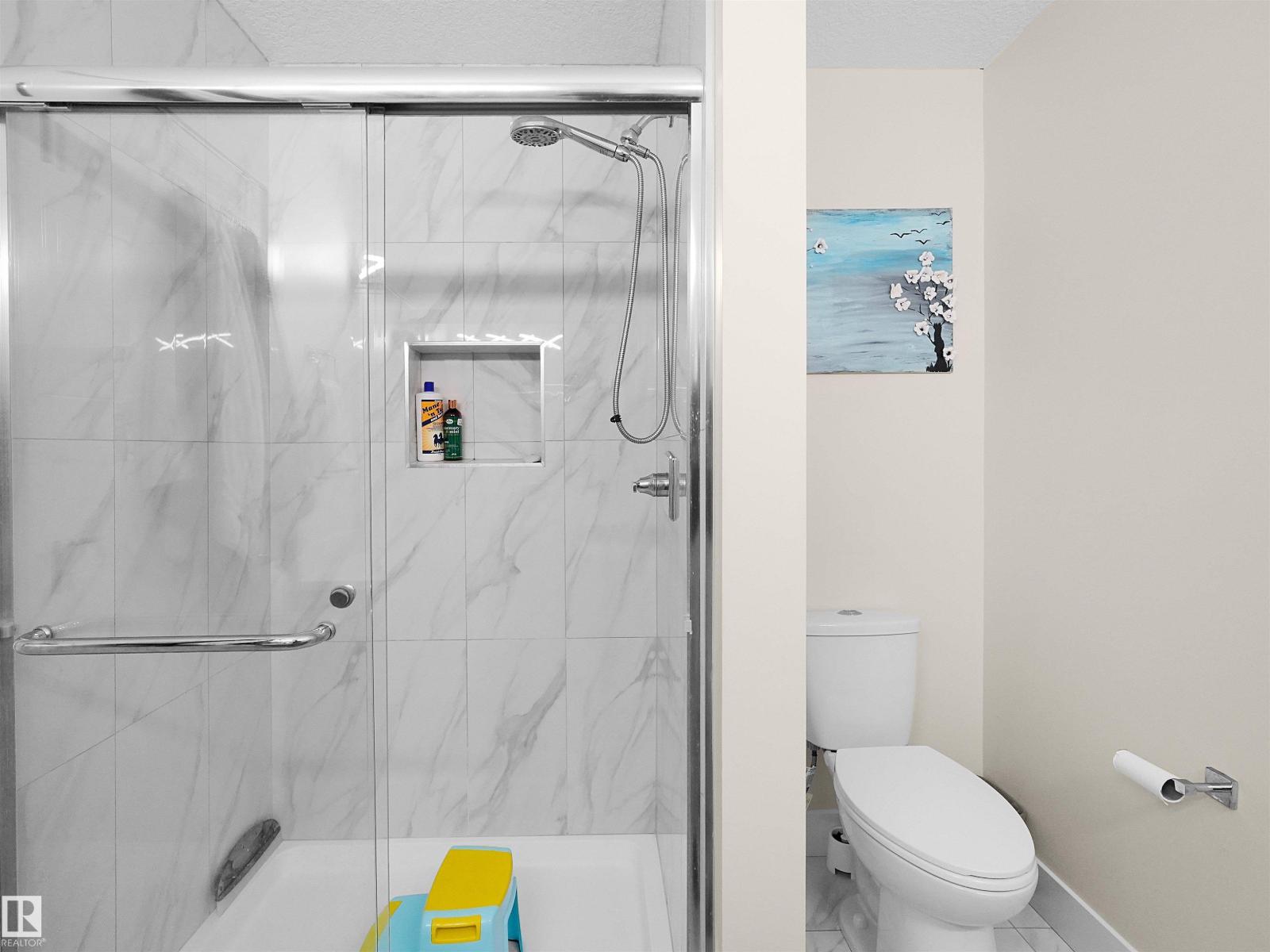 9923 222 ST NW - 27