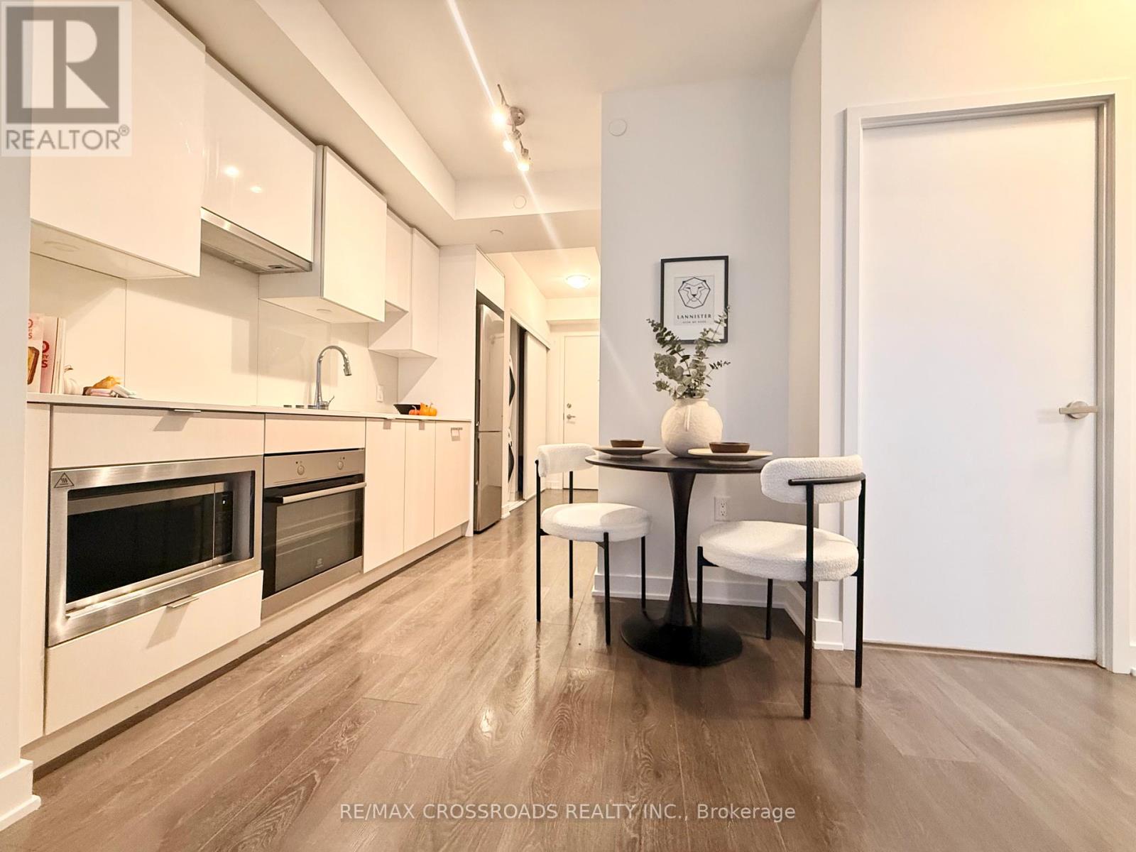 #2301 195 REDPATH AVENUE - 6