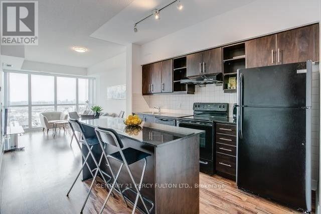 #1510 35 BRIAN PECK CRESCENT - 10