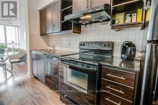 #1510 35 BRIAN PECK CRESCENT - 7