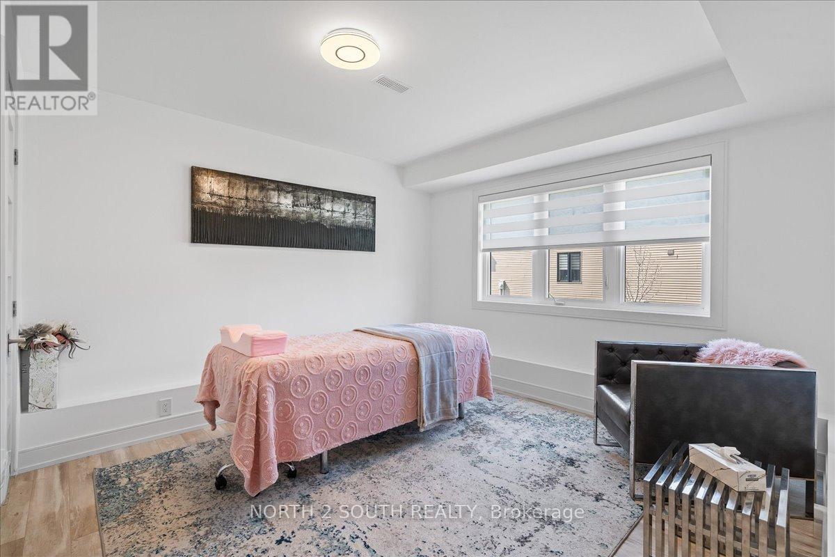 118 BERKELY STREET - 40