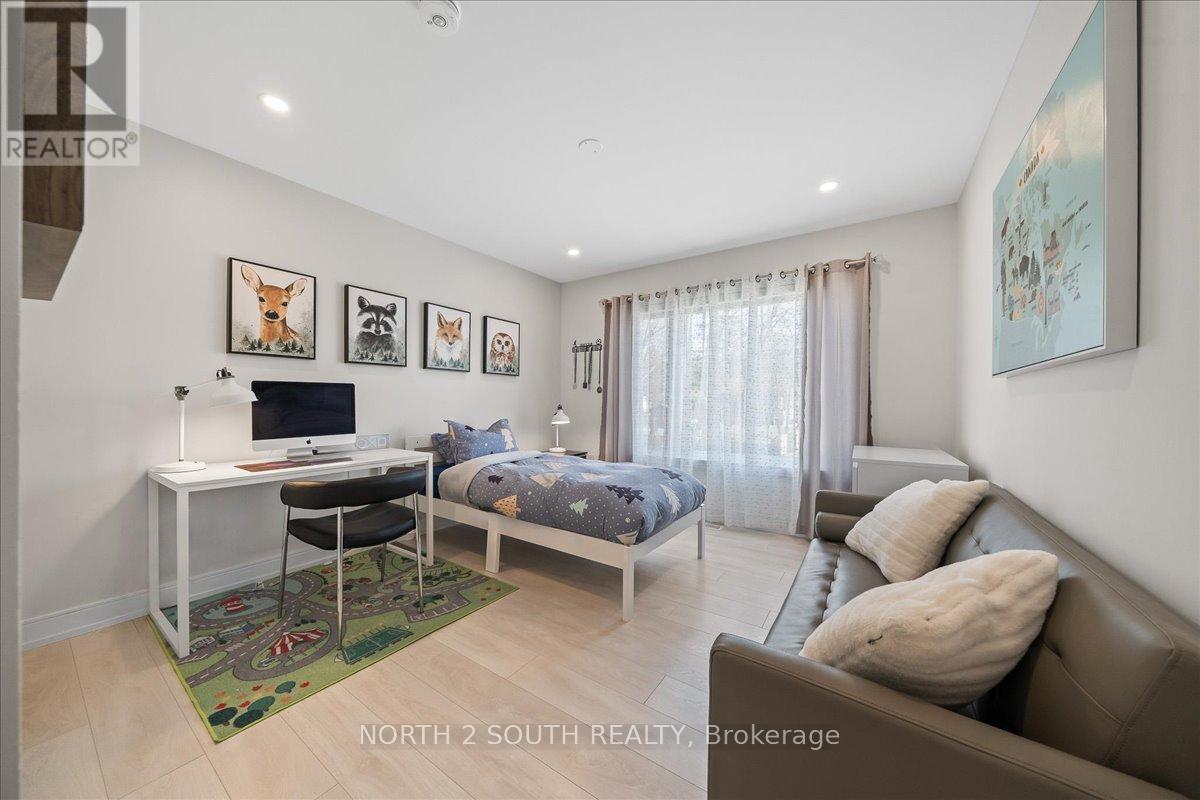 118 BERKELY STREET - 29