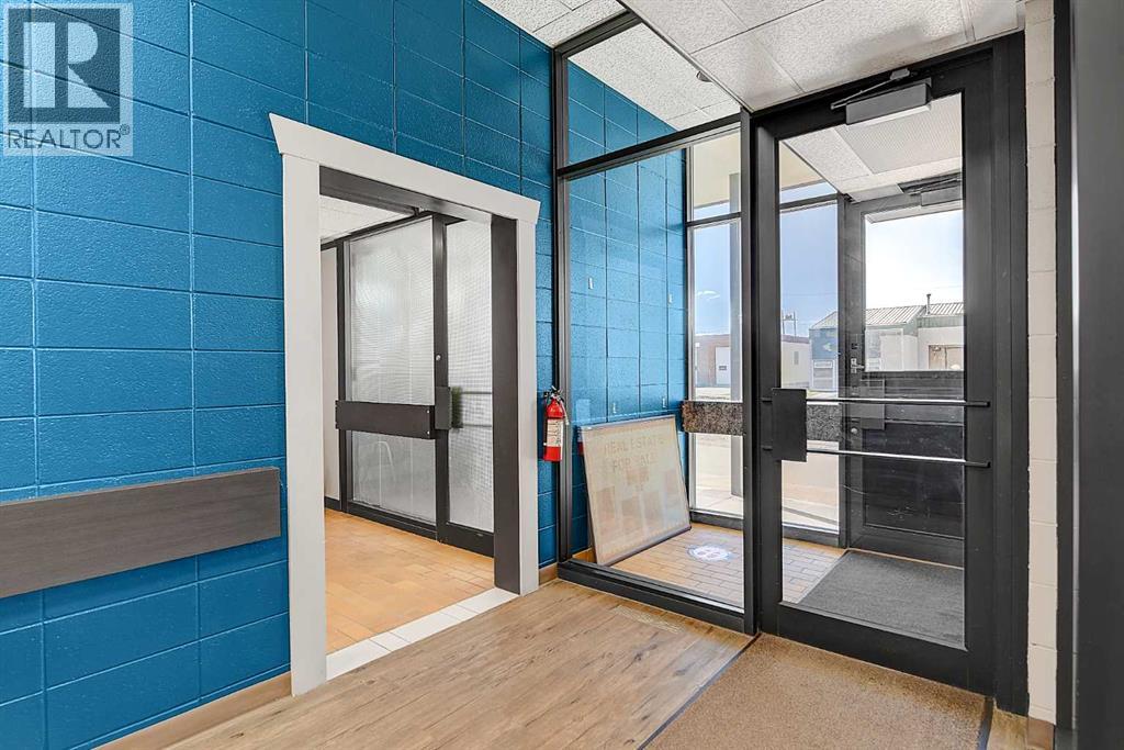 10030 101 Avenue - photo 4