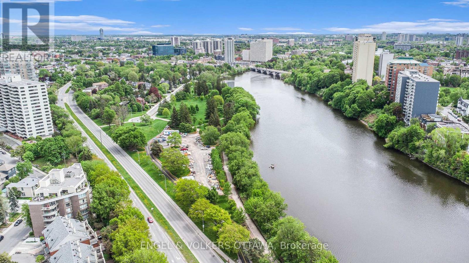 #605 7 MARQUETTE AVENUE - 47
