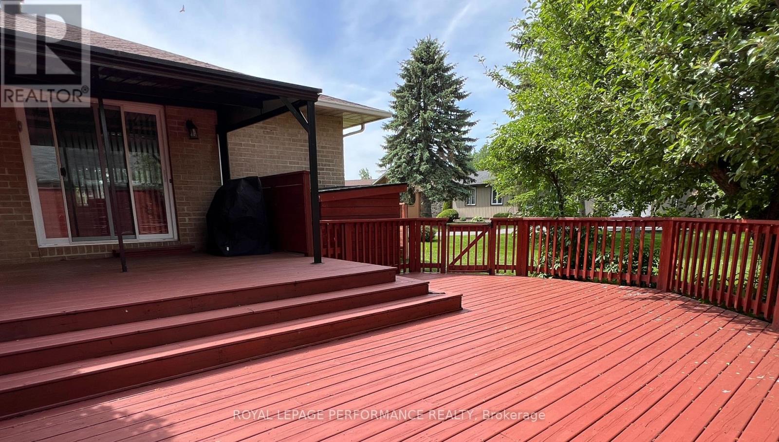6263 MACDONALD COURT - 21