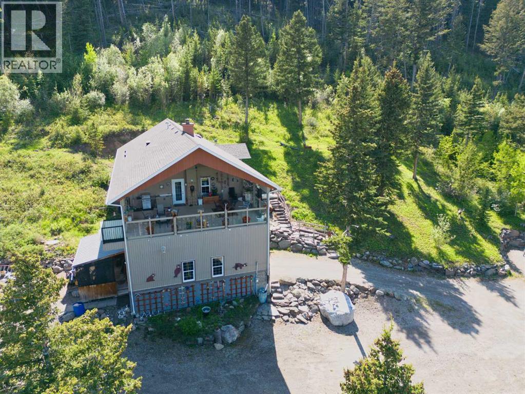 109 Adanac Rise - photo 4