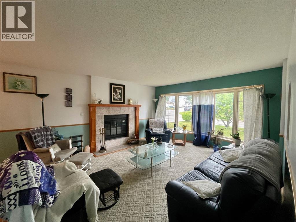 5909 11 Avenue — photo 11