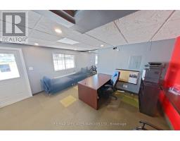 17361 Cornwall Centre Road, South Stormont, ON K6K1K6 Photo 8