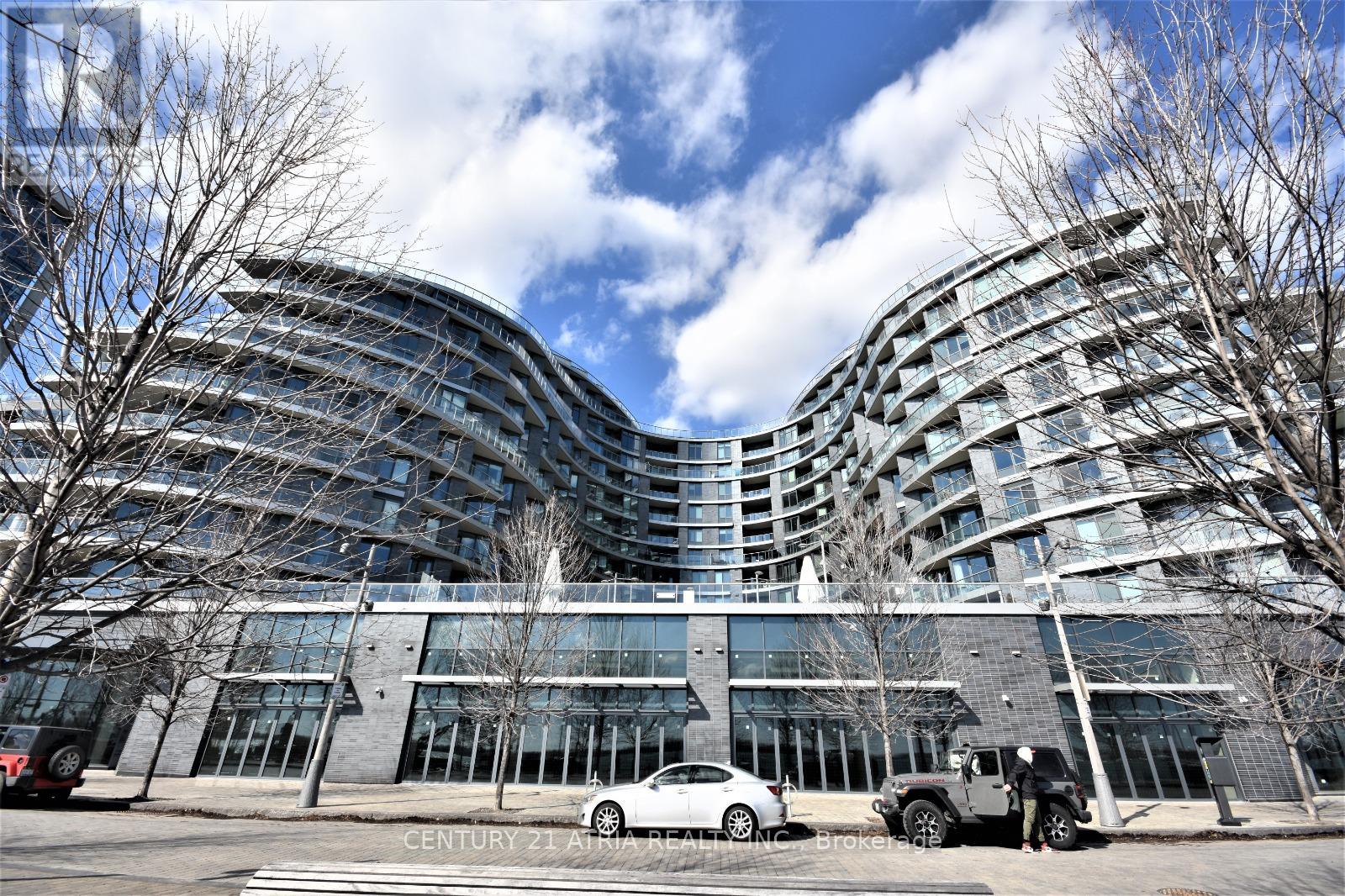 Listing photo of GPH24 - 1 EDGEWATER DRIVE