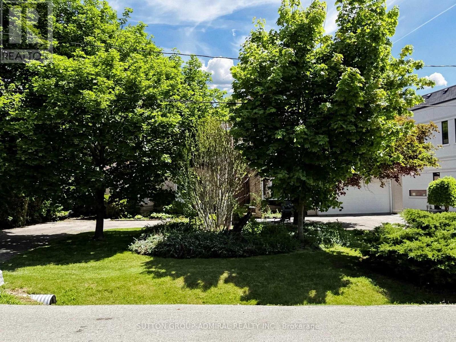 3 RAYMOND DRIVE - 3