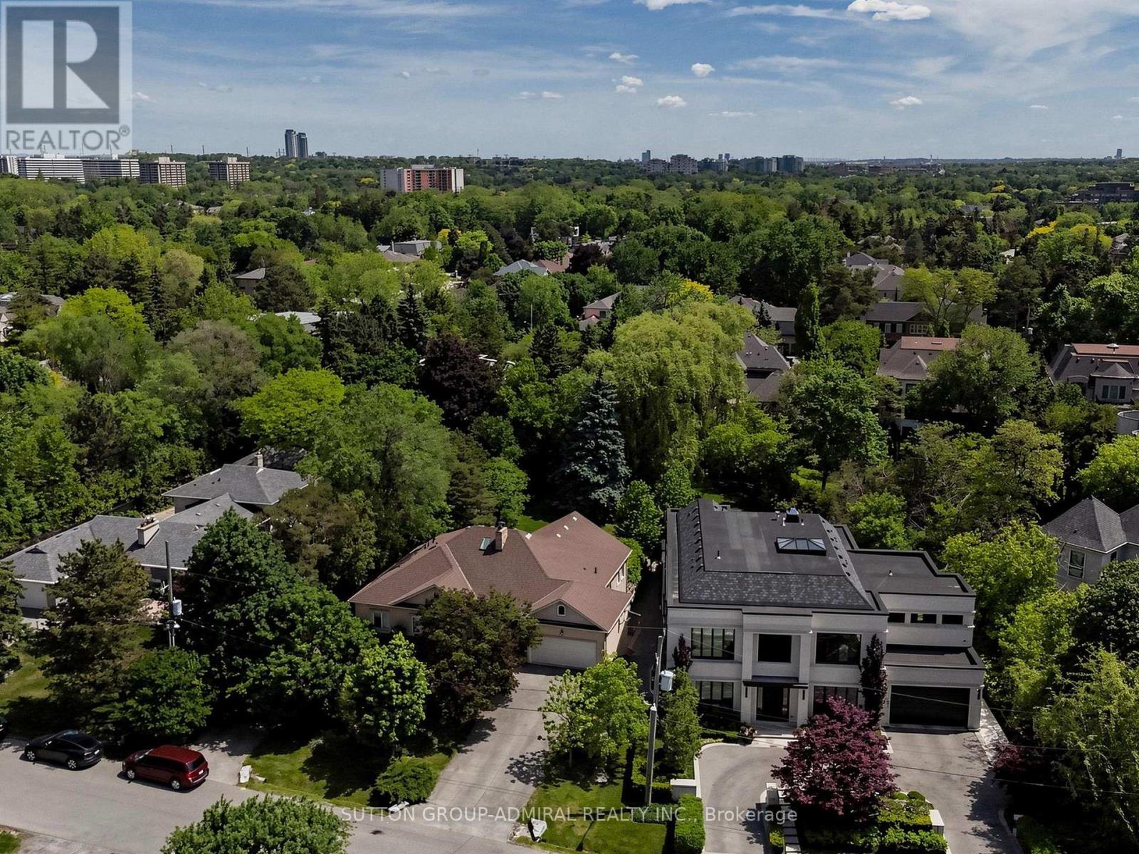 3 RAYMOND DRIVE - 42
