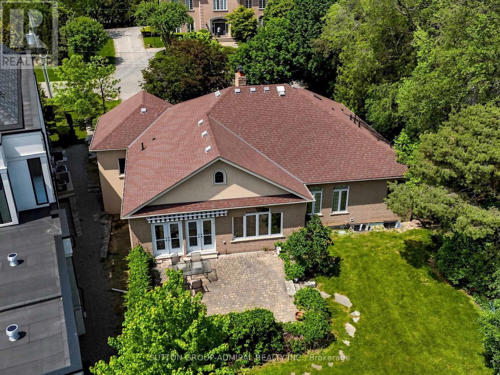 3 RAYMOND DRIVE - 30