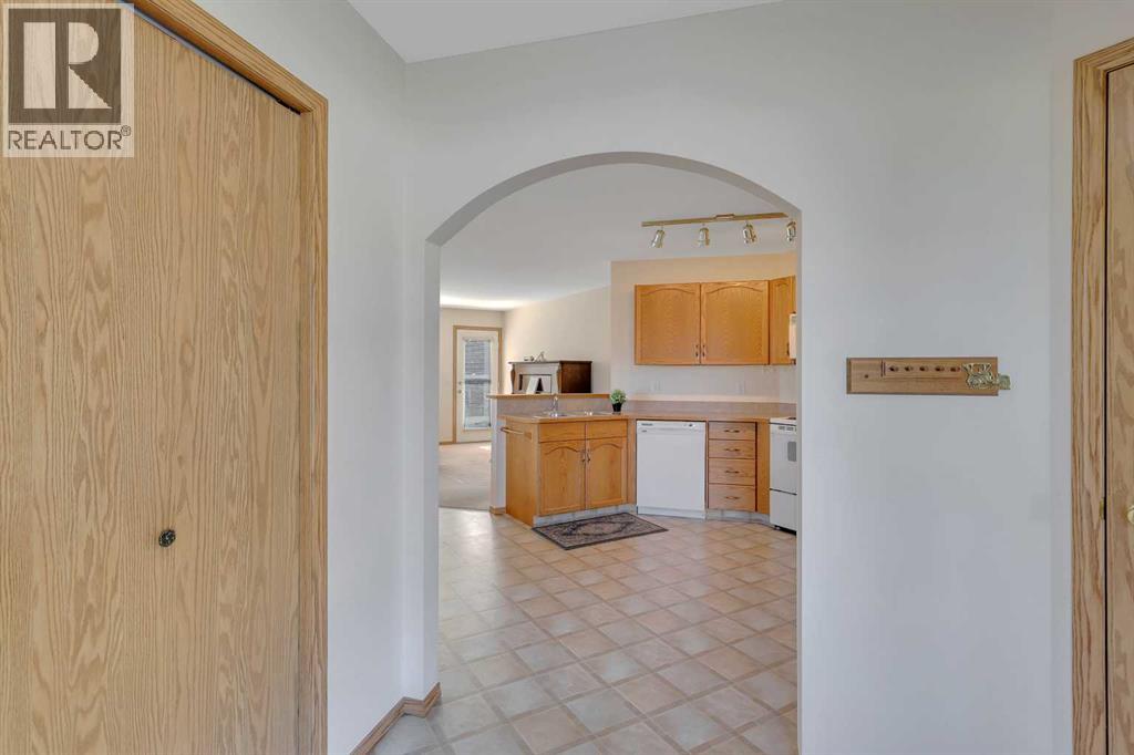 2 Janko Close — photo 6
