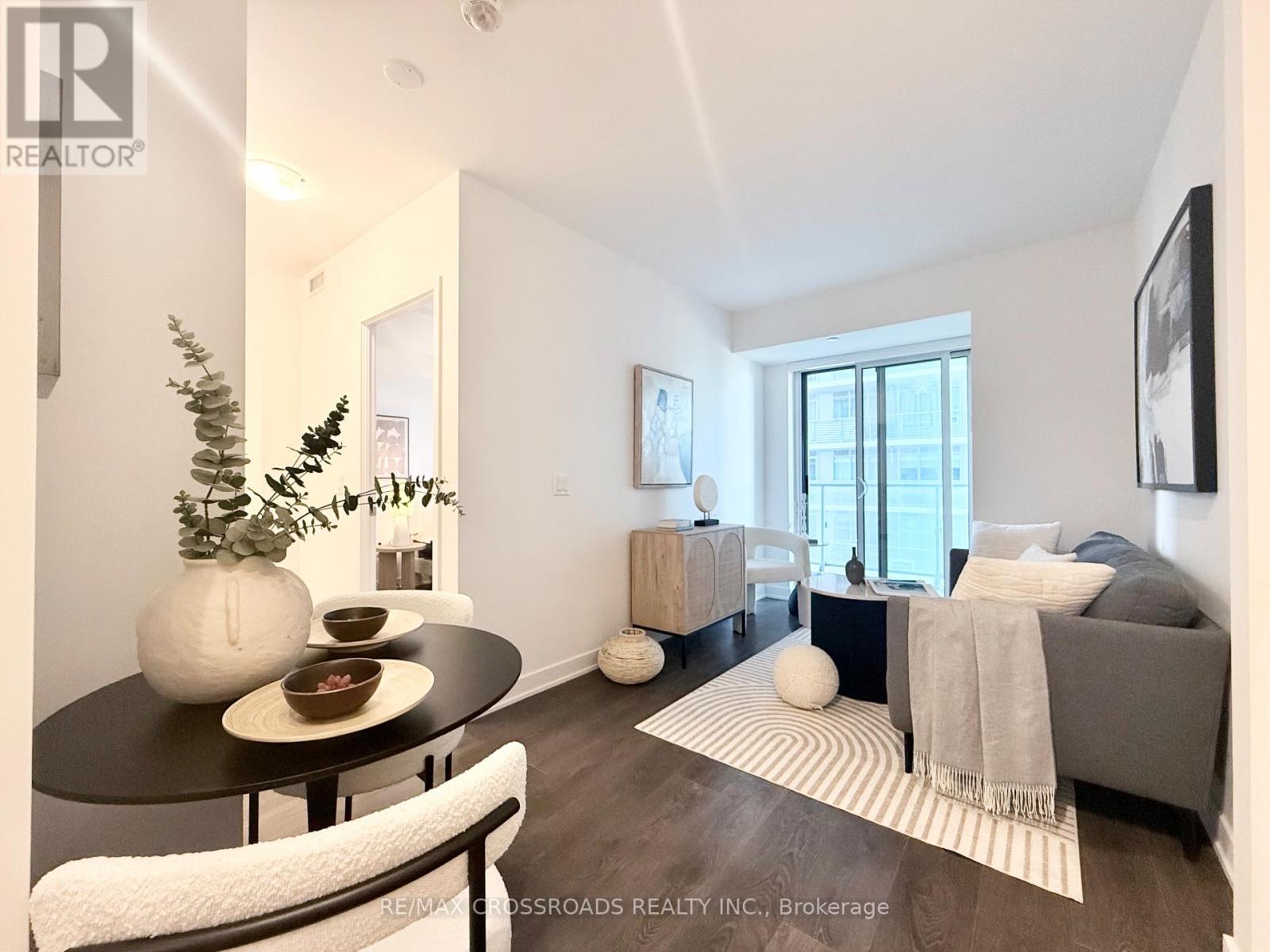 #2301 195 REDPATH AVENUE - 10