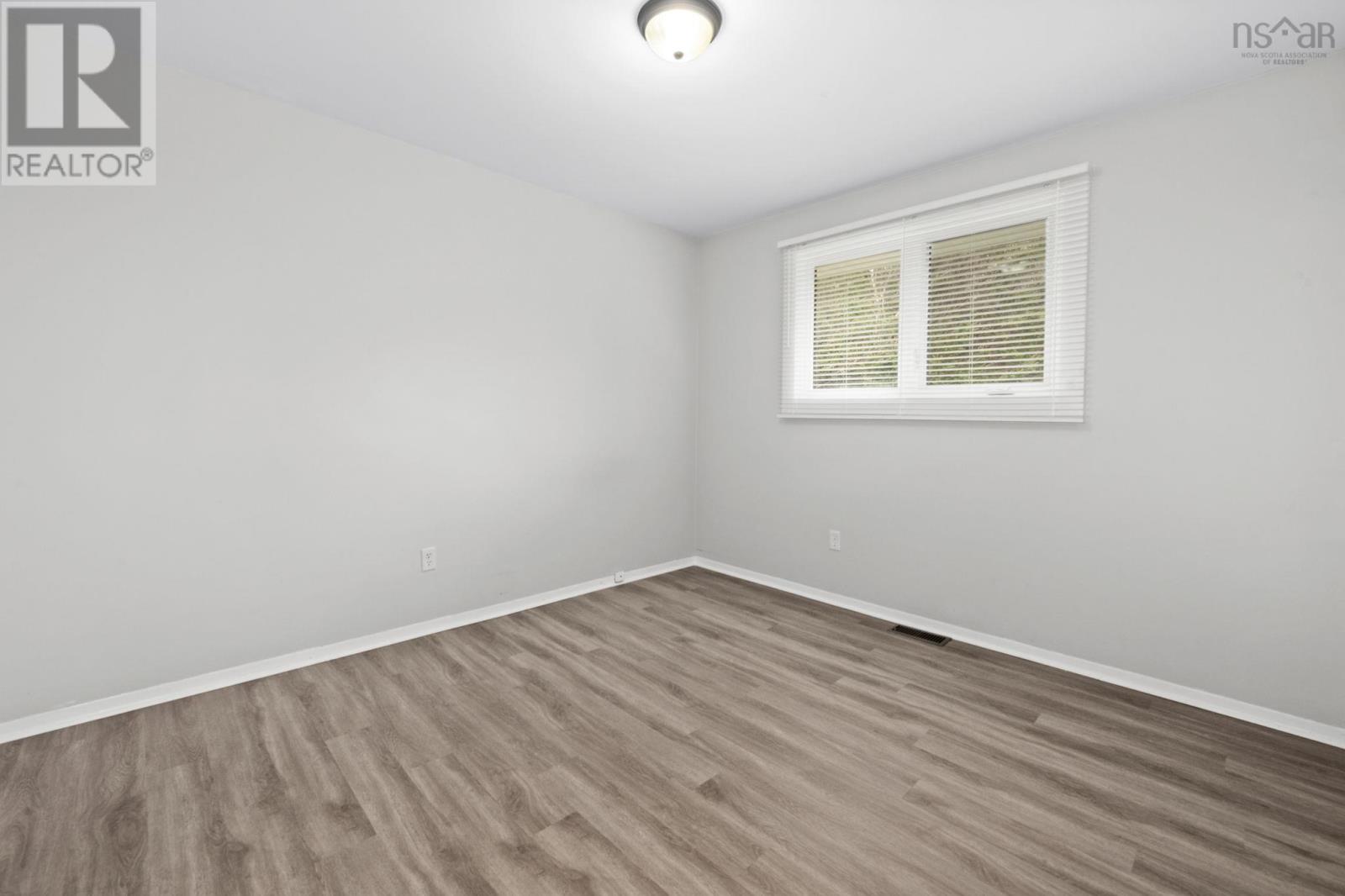 265 Dyke Road - 14