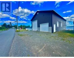 105 Bob Clark Drive thumbnail 4
