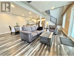 105 Bob Clark Drive thumbnail 31