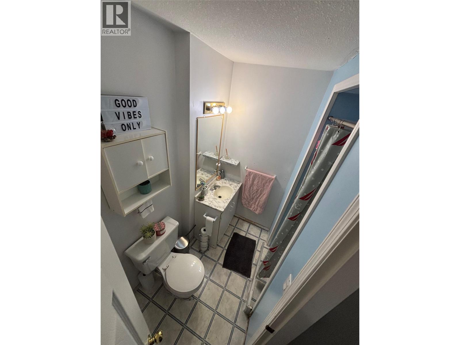 741 Dunrobin Drive - 8