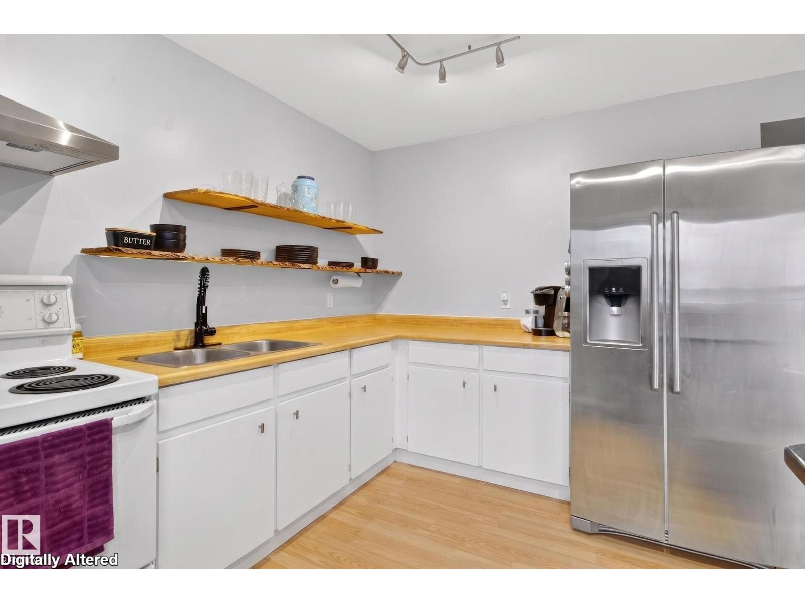 #11 2131 OAK ST — photo 12