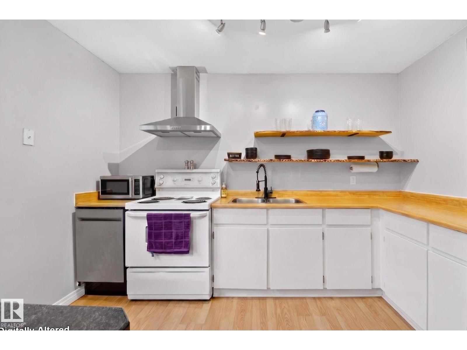 #11 2131 OAK ST — photo 10